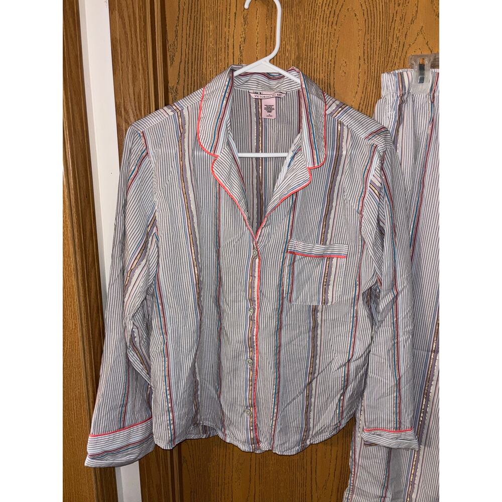 Victoria’s Secret women’s two-piece pajama set button down top and pants medium - Picture 3 of 5
